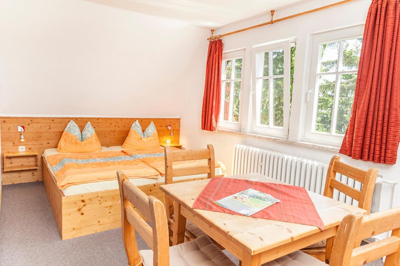 Pension Und Gaststaette Naturbaude Eschenhof Oberwiesenthal Ngoại thất bức ảnh